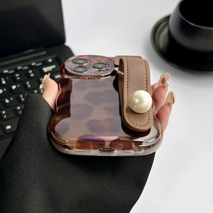 Leather case compatible with iPhone 15 16 case with wrist strap, leopard print.